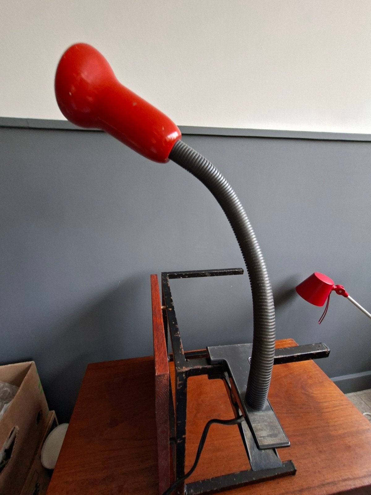 Lampje, Ophalen