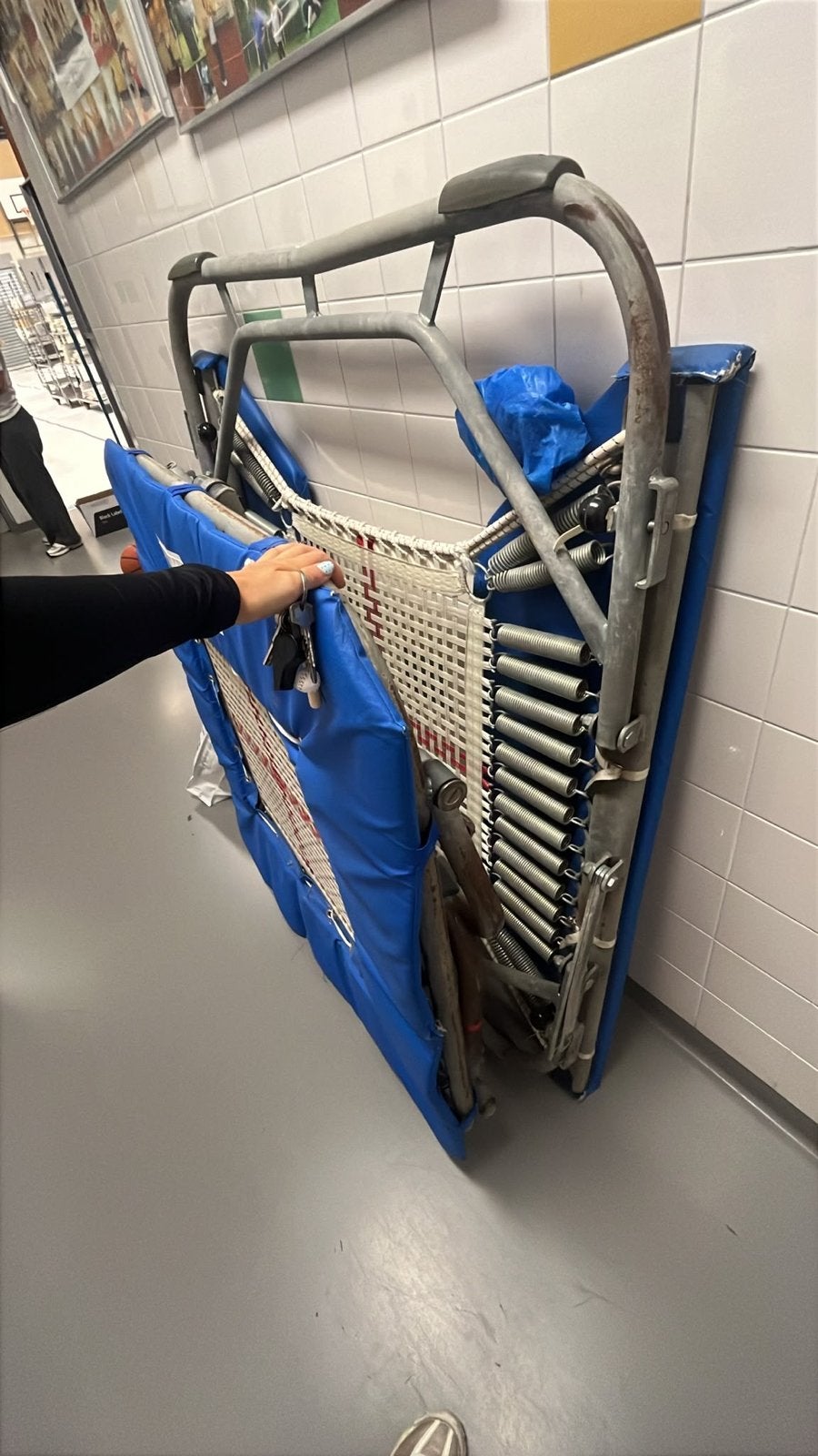 Stevige trampoline voor sport en spel, Ophalen, Gebruikt