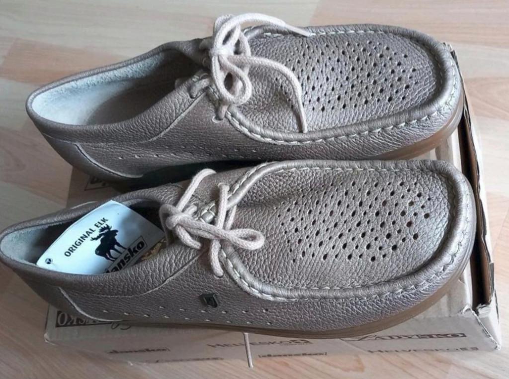 Dansko schoenen, maat 40, Kleding | Dames, Schoenen, Nieuw, Ophalen of Verzenden, Sneakers of Gympen, Grijs