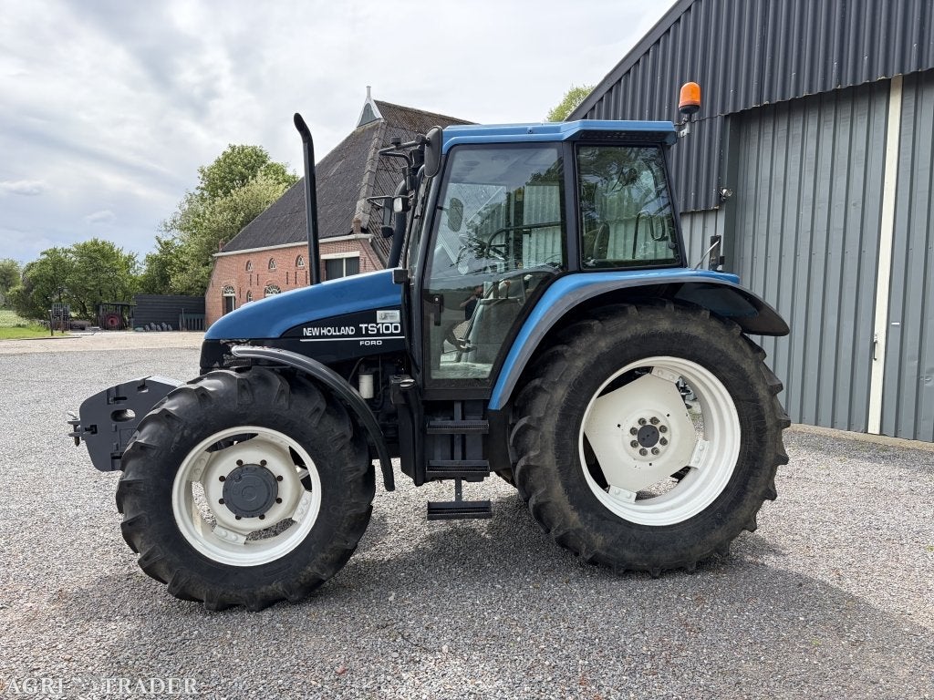 New Holland TS100 4wd kruipbak, 80 tot 120 Pk, Gebruikt, 2500 tot 5000, New Holland