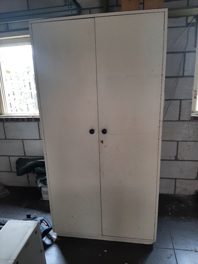 Fijne opbergKast voor in de garage, Ophalen, Gebruikt