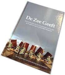 De Zee Geeft., Ophalen of Verzenden, 20e eeuw of later, Zo goed als nieuw
