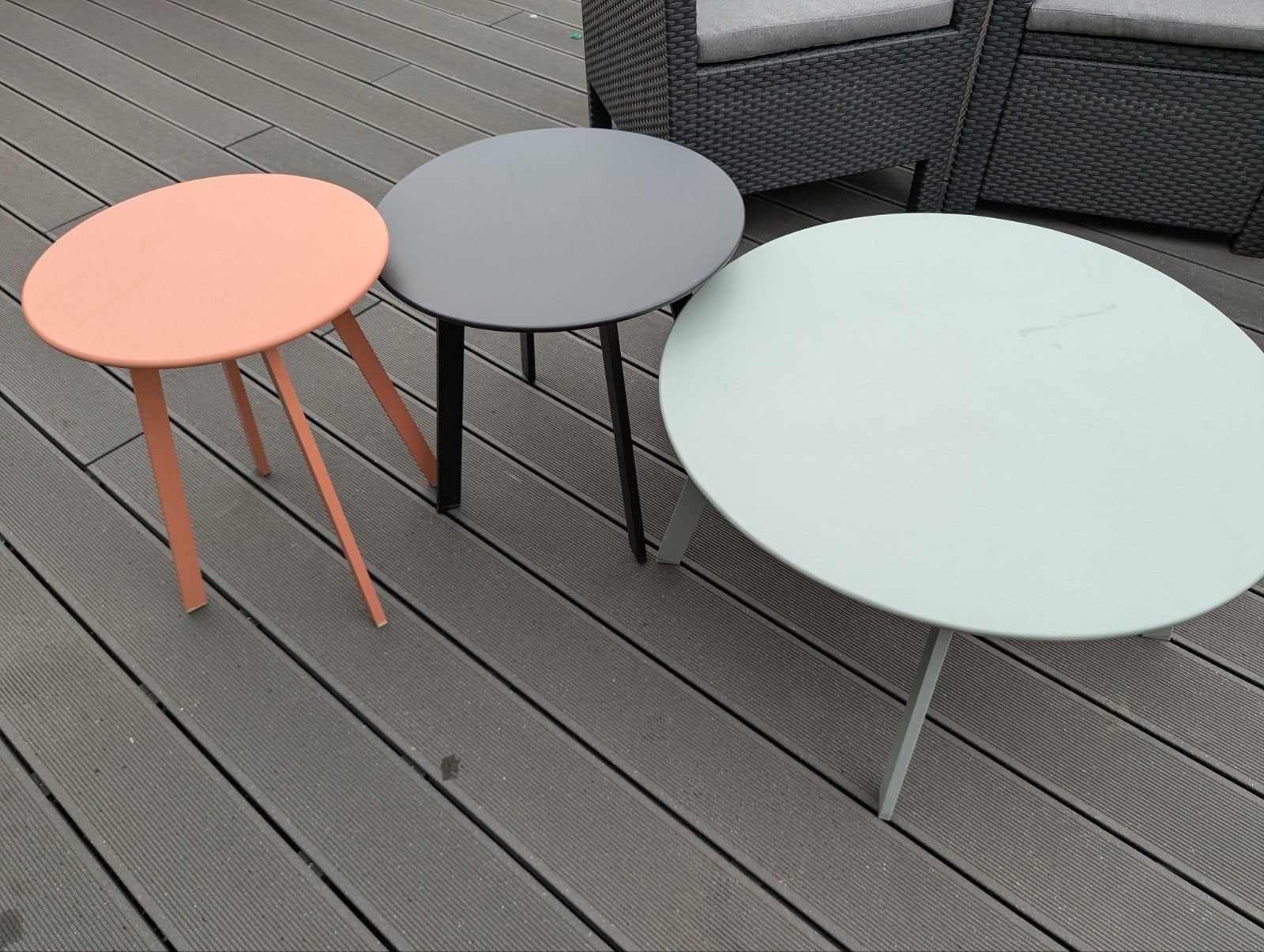 bijzettafel - Set of 3 nesting balcony / garden side tables, Gebruikt, Metaal of Aluminium, Rond, 75 cm of meer
