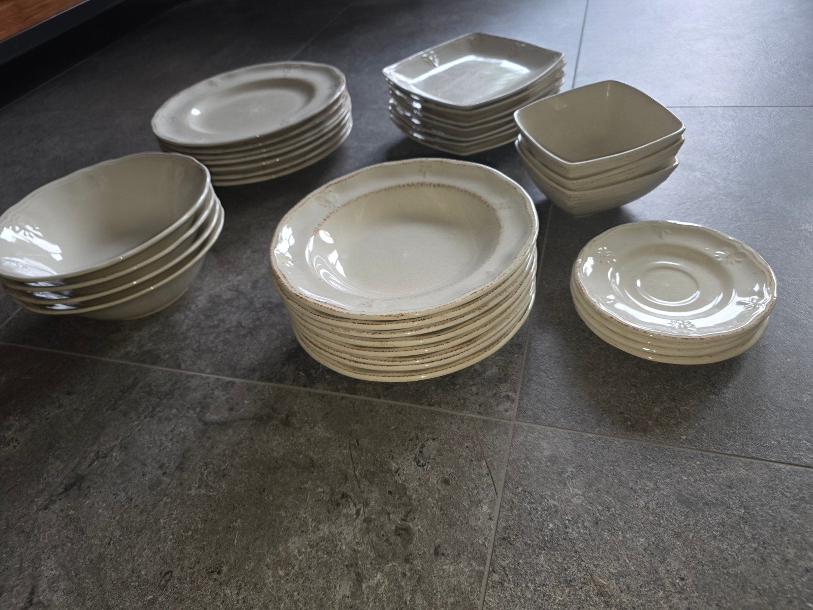 servies, Ophalen, Overige stijlen