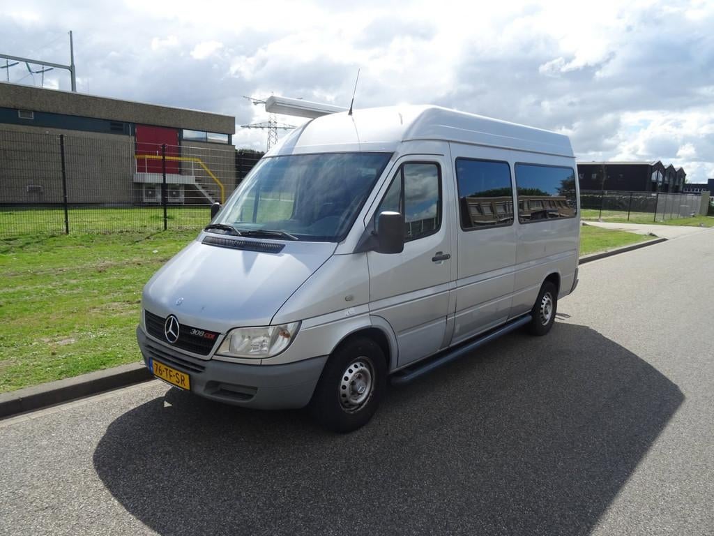 Mercedes-Benz 308 CDI Camper, Caravans en Kamperen, Automaat, Airbags, Mercedesstrabe 120
70372  Stuttgart, DE, Mercedes-Benz