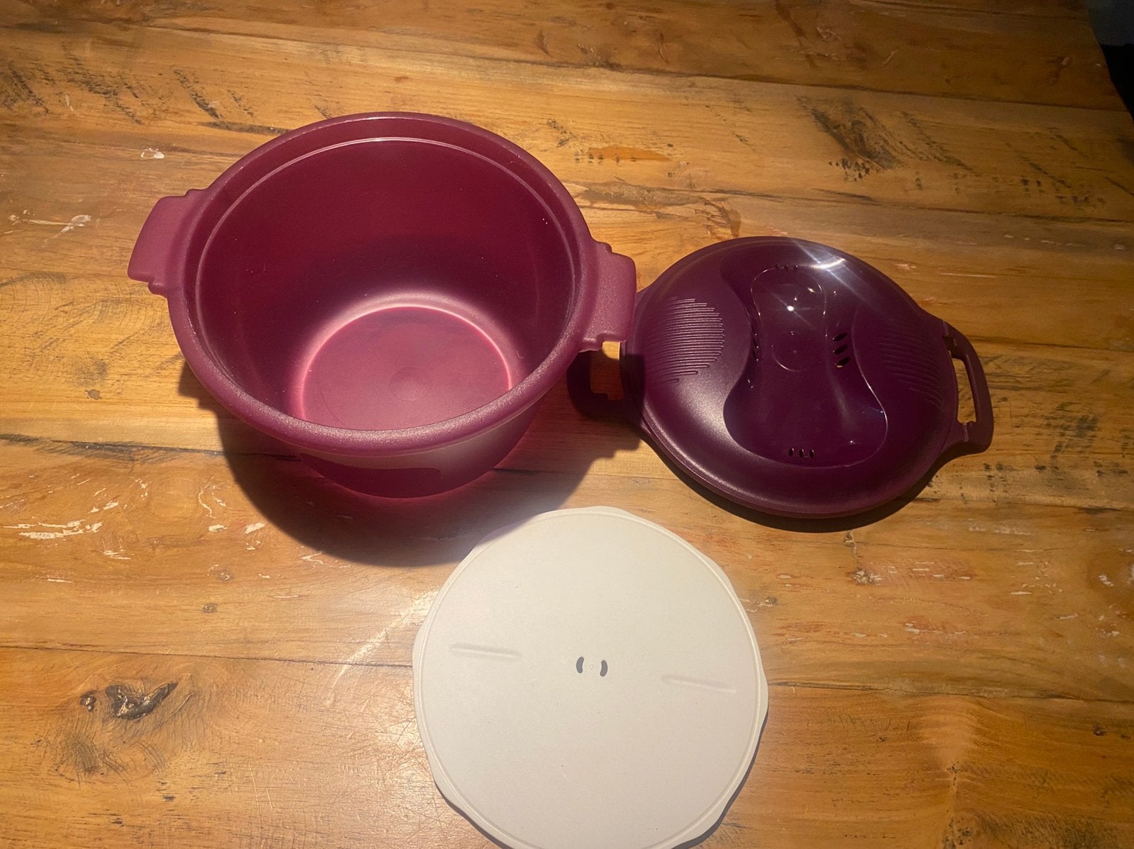 Tupperware rijstkoker 2.2 l, Huis en Inrichting, Ophalen of Verzenden, Paars, 2200 ml, Bak of Kom