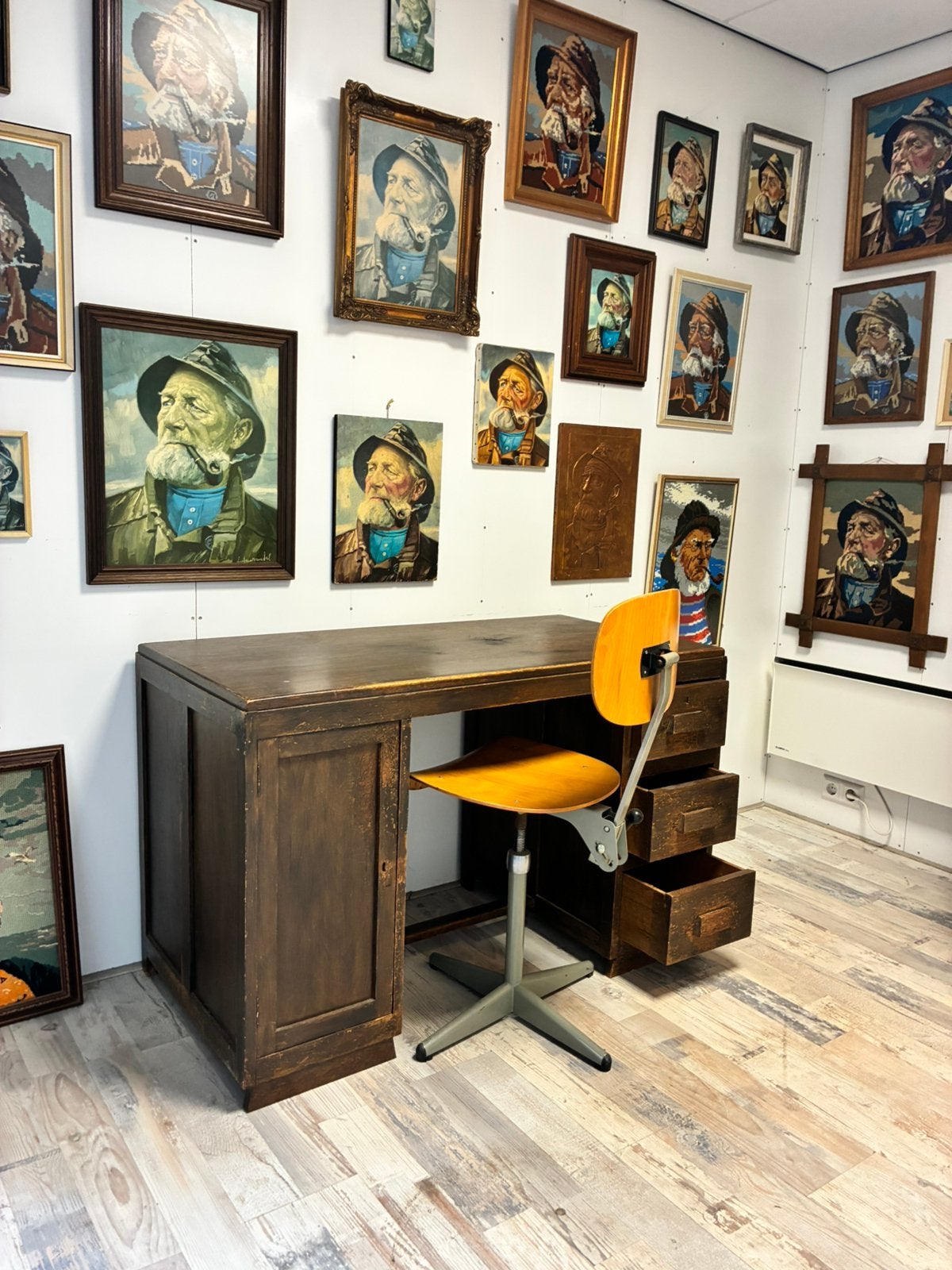 Prachtig oud bureau hxbxd 75x120x60 cm, Ophalen, Gebruikt