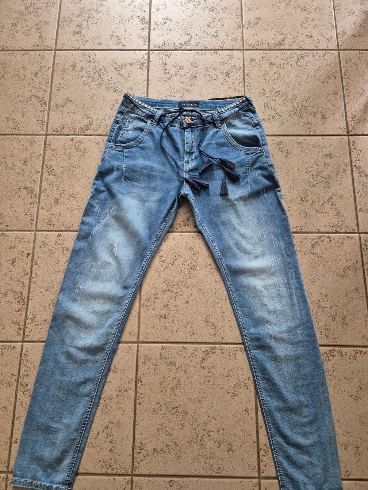 spijkerbroek, Nieuw, mt.40, Kleding | Dames, Bianco, Blauw, Nieuw, Ophalen of Verzenden
