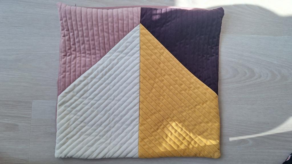 Kussenhoes, Primark 40 bij 40cm, Ophalen of Verzenden, Gebruikt, Roze, Vierkant