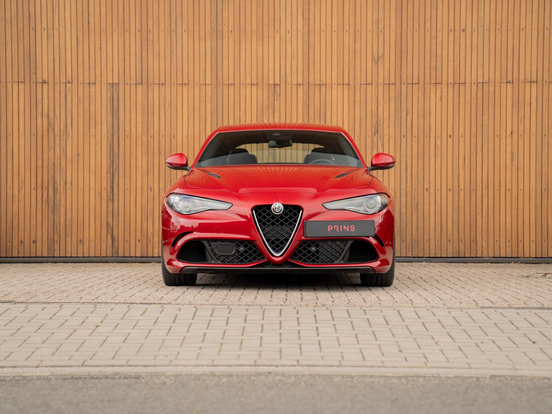 Alfa Romeo Giulia 2.9 V6 Quadrifoglio | Manual! (bj 2017), Auto's, Alfa Romeo, Achterwielaandrijving, Gebruikt, 510 pk, Bedrijf