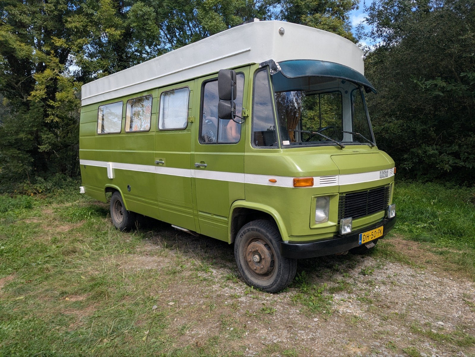 Hanomag Henschel (mercedes 508), offgrid huisje op wielen, Caravans en Kamperen, Buscamper of Camperbus, Bestuurdersdeur, Tot en met 3