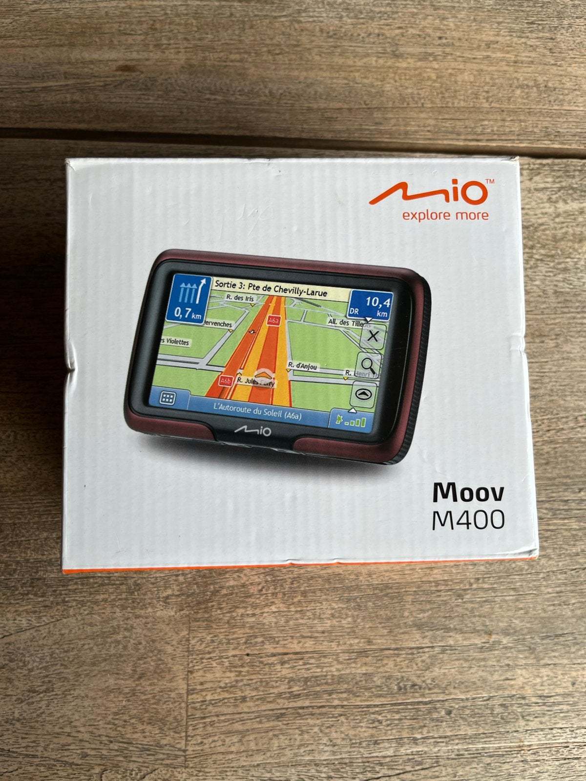 Mio Moov M400 GPS Navigatiesysteem met accessoires, Ophalen of Verzenden, Gebruikt