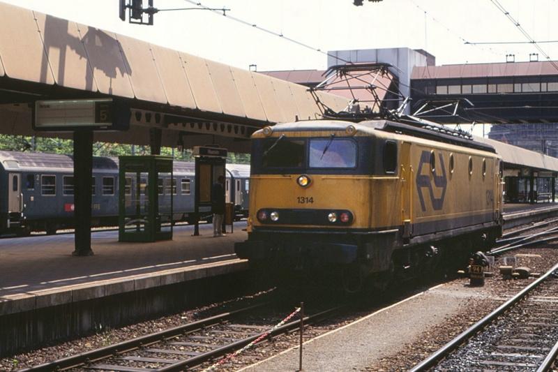 LIMA TREINEN compleet met NS 1314 LOC, Ophalen, Gelijkstroom, Analoog, Lima