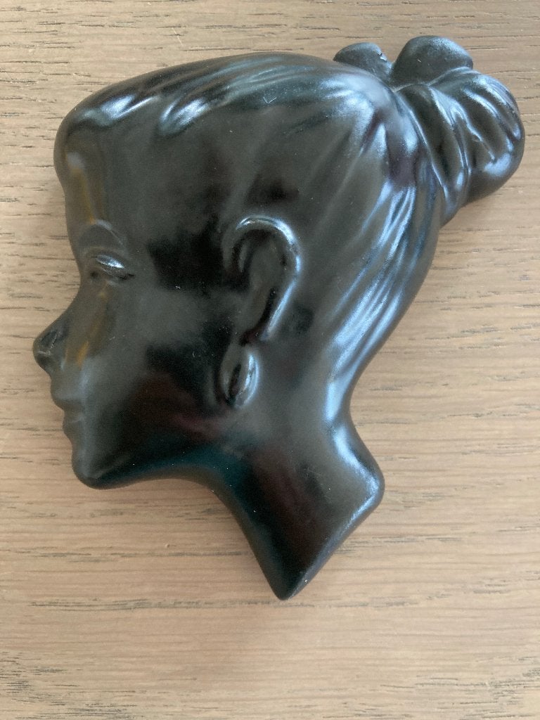 zwart hangend meisjeshoofd, Verzamelen, Retro, Verzenden, Huis en Inrichting