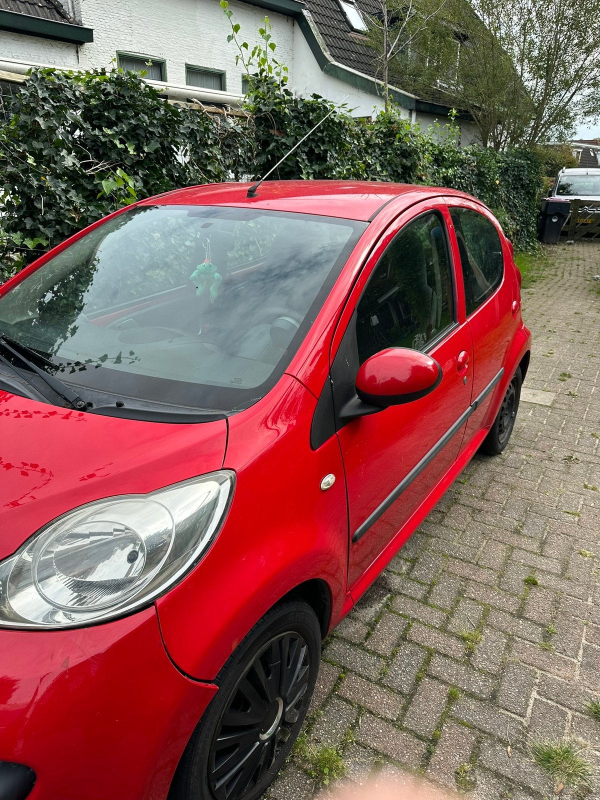 Peugeot 107 1.0 12V 5DR 2008 Rood