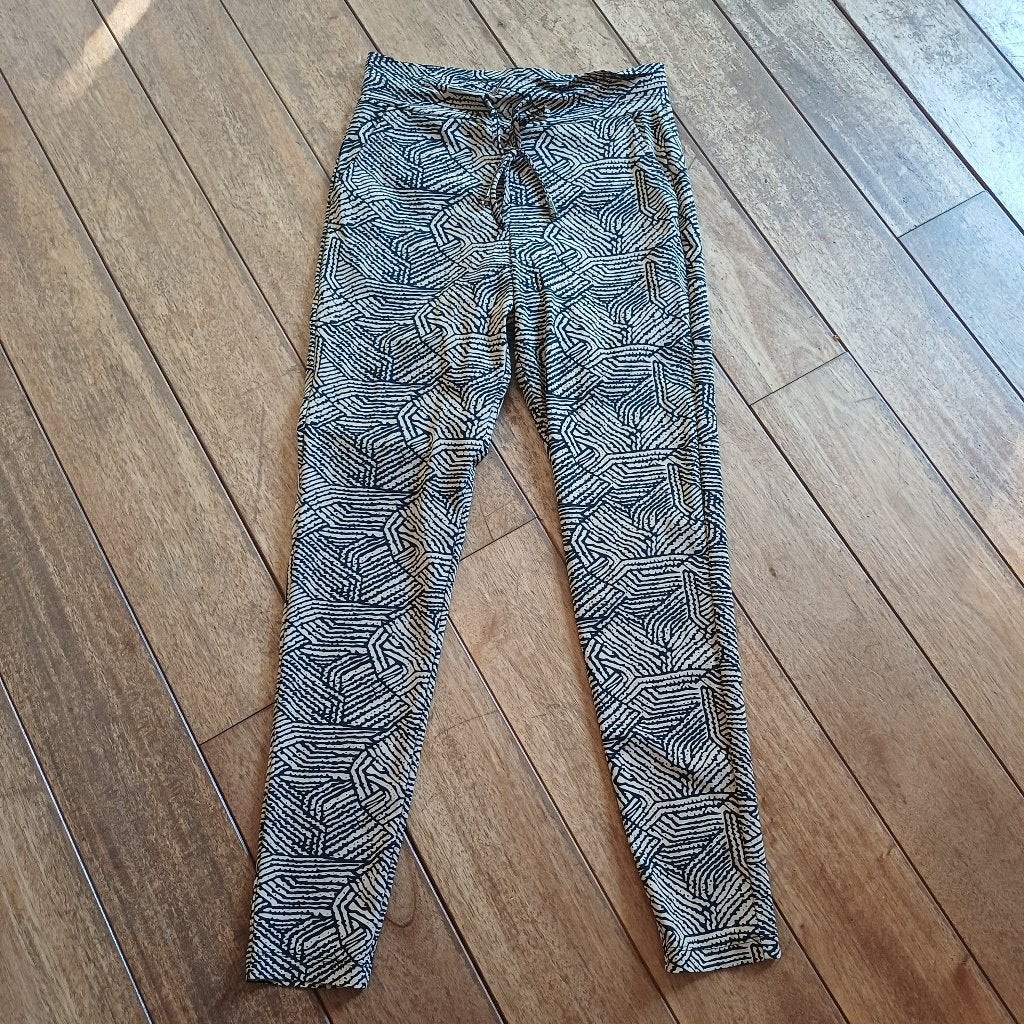 Mi Piace broek, maat S. Travelstof., Mi Piace, Meerkleurig, Ophalen of Verzenden, Zo goed als nieuw