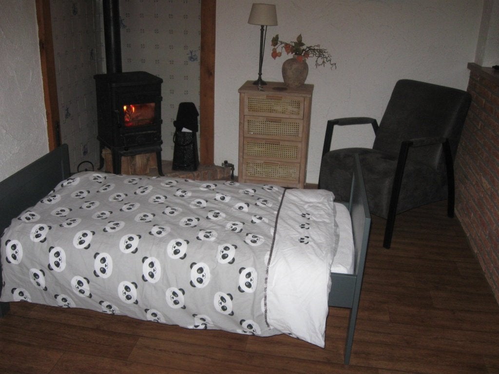 Kleuterbed met veiligheids rek, 85 tot 100 cm, Zo goed als nieuw, 180 cm of meer, Ophalen