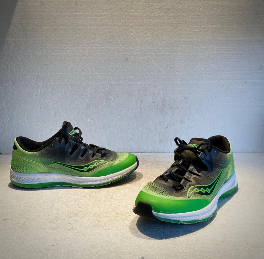 Saucony hardloopschoenen running shoes 39, Sportschoenen, Ophalen of Verzenden, Zo goed als nieuw, Groen
