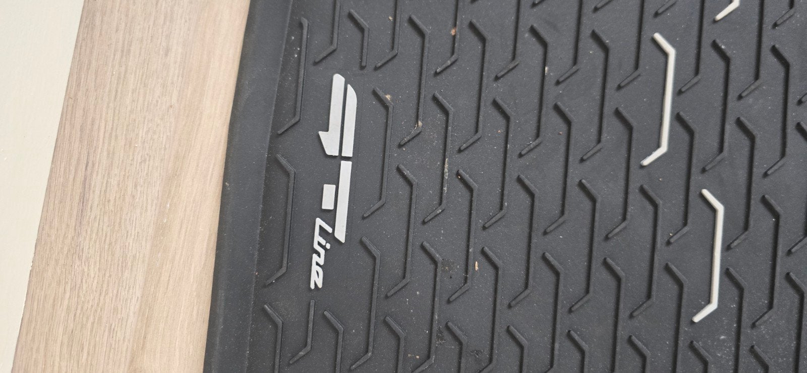 Originele Kia EV6 GT-Line Rubberen Mattenset (4-delig), Ophalen, Zo goed als nieuw