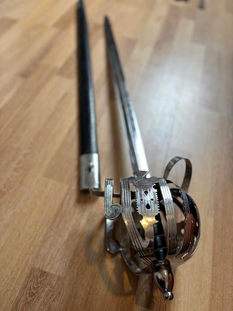 Scottish basket hilt sabel zwaard, Verzamelen, Ophalen of Verzenden, Landmacht, Engeland, Zwaard of Sabel