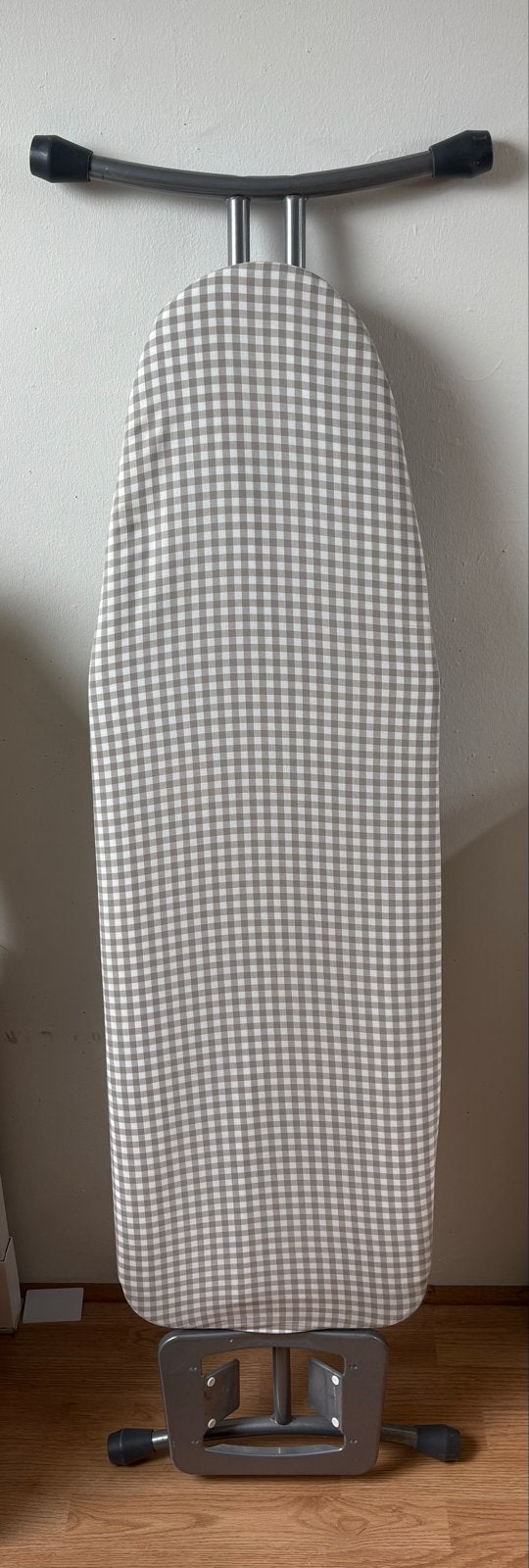 Strijkplank IKEA met nieuwe hoes, Ophalen, Zo goed als nieuw