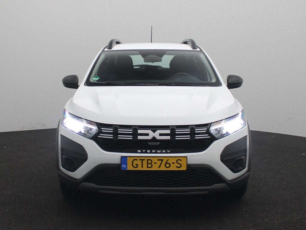 Dacia Sandero Stepway TCe 100 ECO-G Essential | Airco | Dakd, Voorwielaandrijving, Gebruikt, Euro 6, Wit