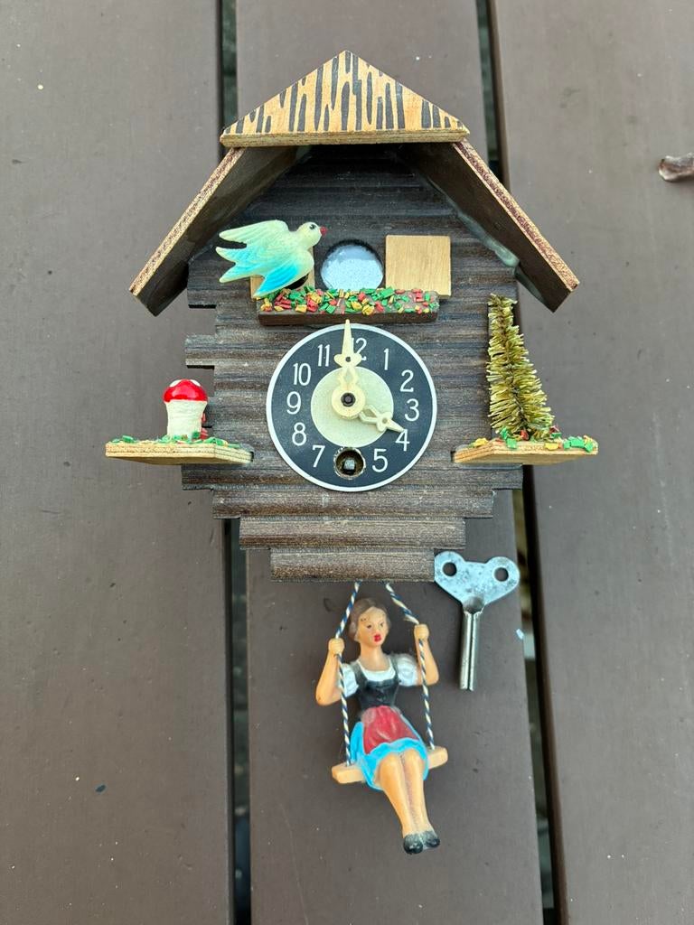 Miniatuur chalet klok uit het Zwarte Woud, Ophalen of Verzenden