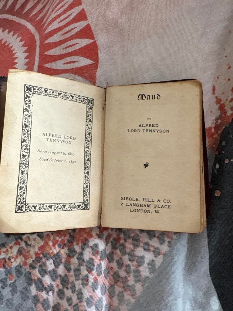 Antiek boek: Maud by Alfred Lord Tennyson, Antiek en Kunst, Antiek | Boeken en Bijbels, Ophalen of Verzenden