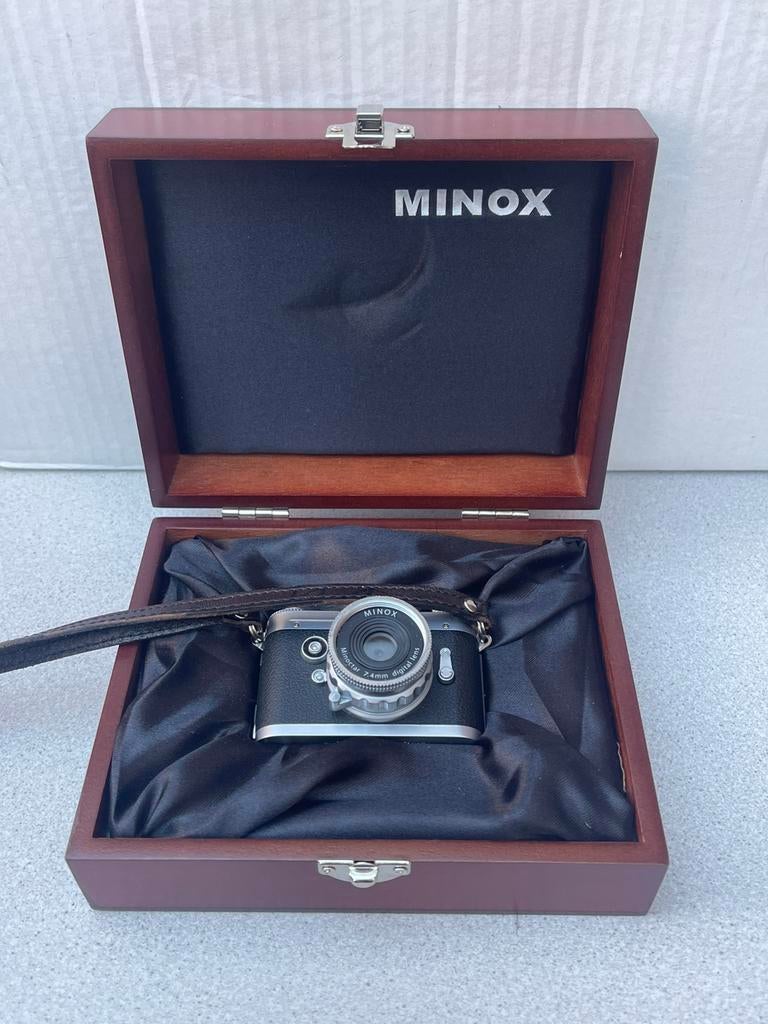 Sony en Minox partij, Audio, Tv en Foto, Fotocamera's Digitaal, Verzenden, Zo goed als nieuw, Sony, 8 keer of meer