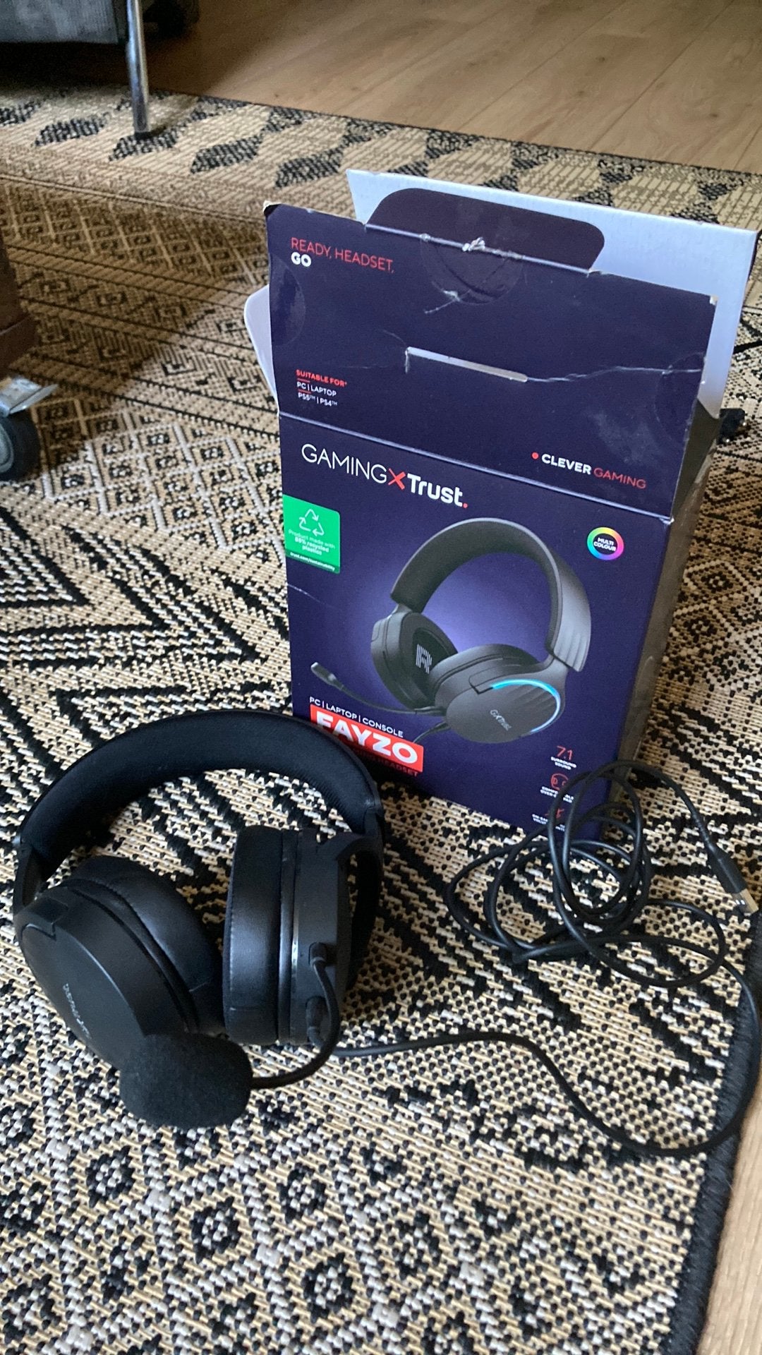 Headset gaming X trust, Computers en Software, Headsets, Ophalen of Verzenden, Zo goed als nieuw