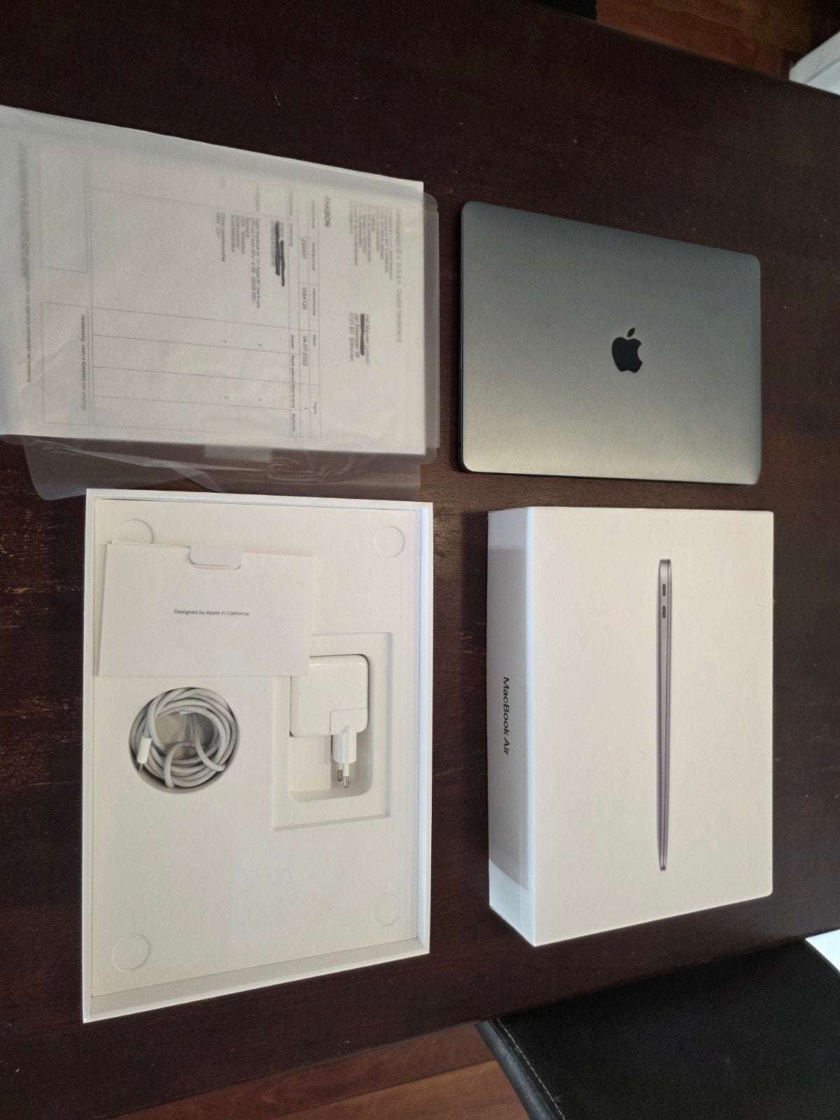 MacBook 2020 M1 Air met defect scherm, Ophalen of Verzenden