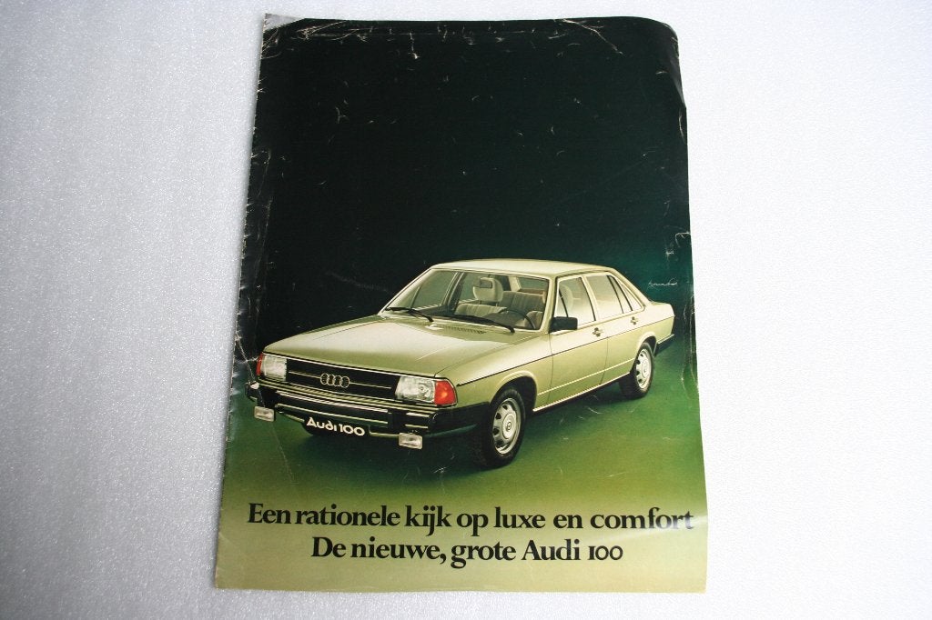 Folder / folderkrant Audi 100 (08-1976) (22), Ophalen of Verzenden, Gelezen, Audi