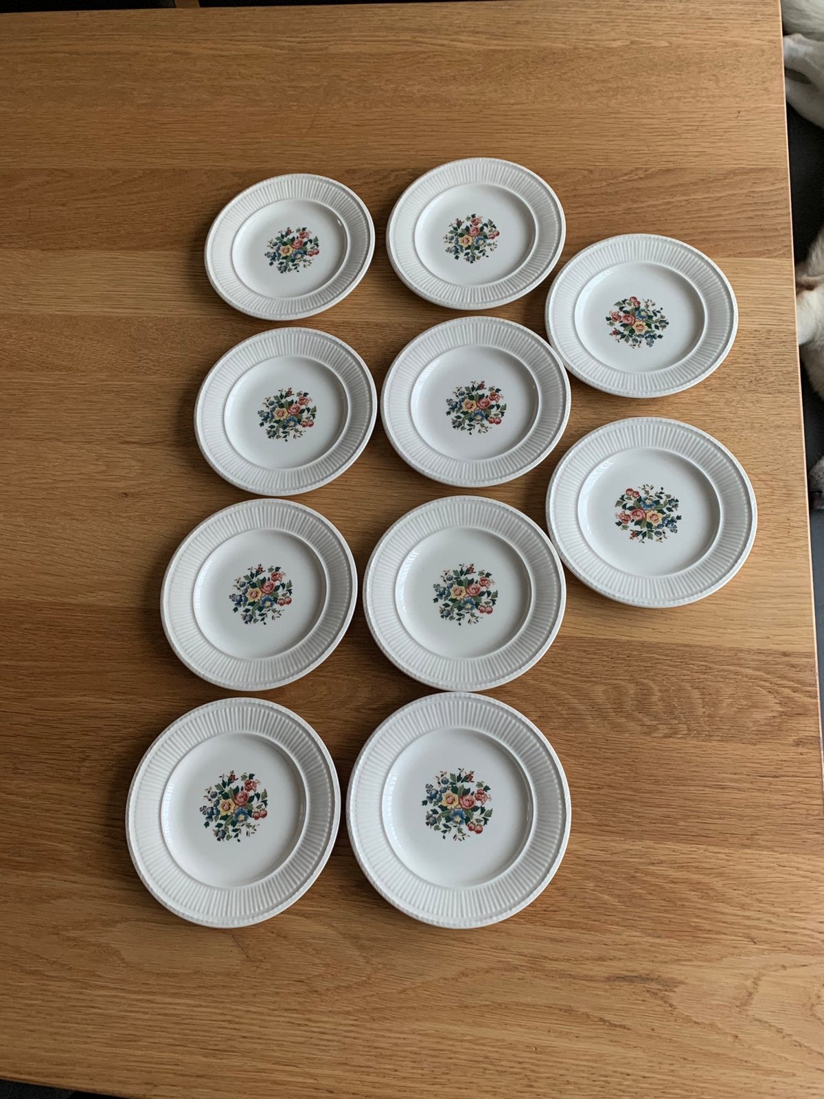 10x Wedgwood “Conway” bordjes als nieuw!, Ophalen of Verzenden, Zo goed als nieuw, Porselein, Bord(en)