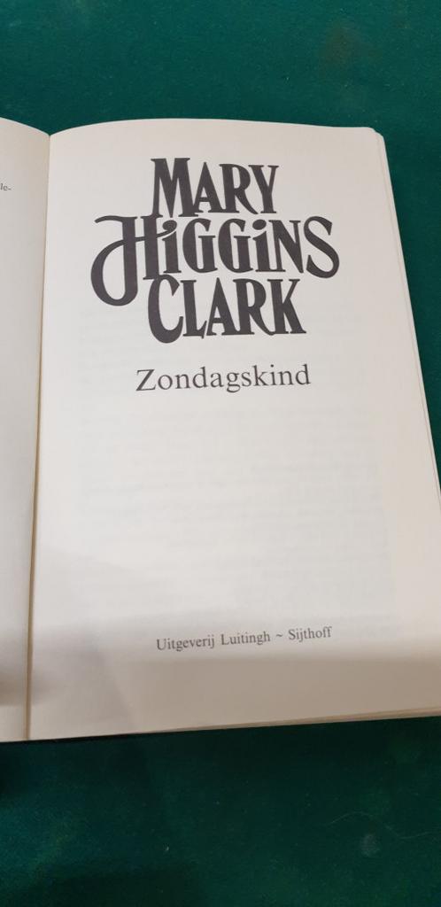 Boek zondagskind mary higgins clark, Ophalen of Verzenden