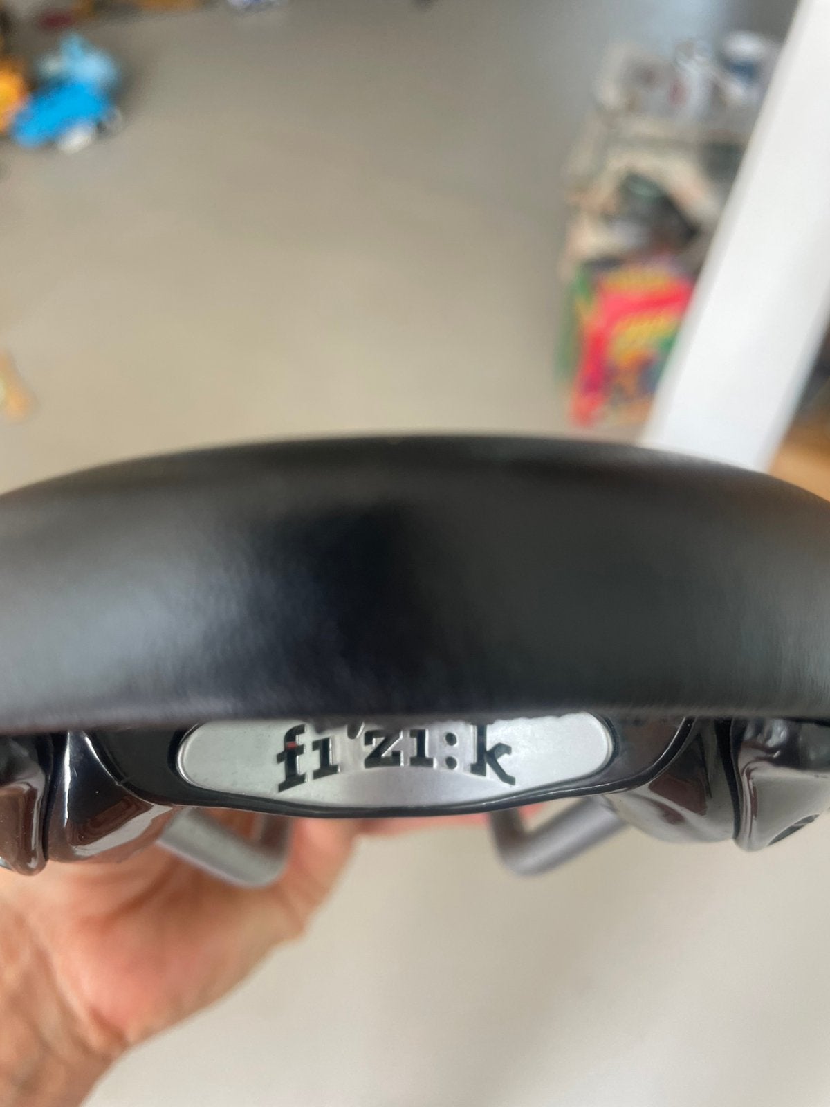 Mooi Fizik zadel tourfiets,, Fietsen en Brommers, Fietsonderdelen, Ophalen of Verzenden, Zo goed als nieuw, Zadel