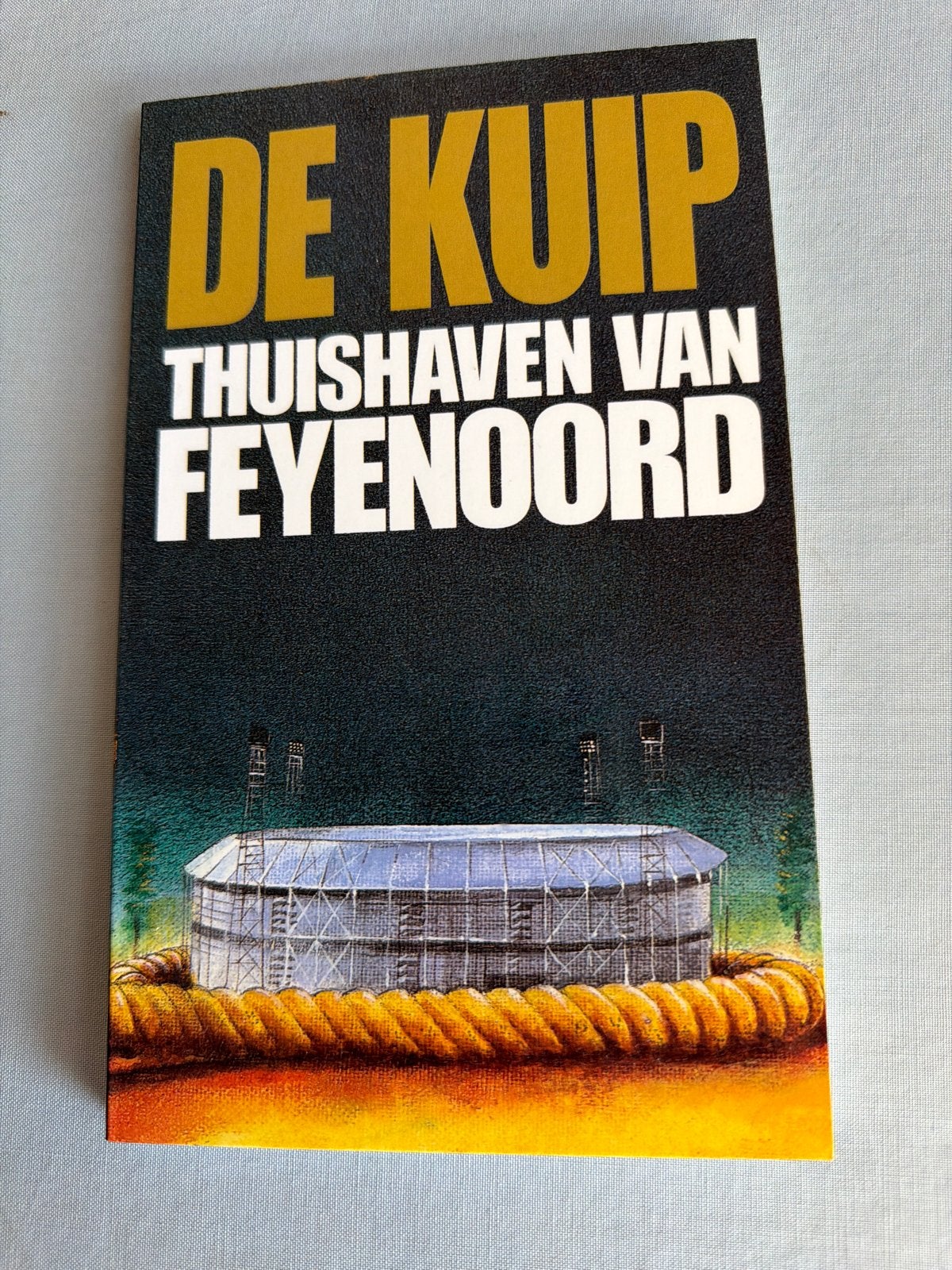 De Kuip: Thuishaven van Feyenoord - Boek, Ophalen of Verzenden, Zo goed als nieuw