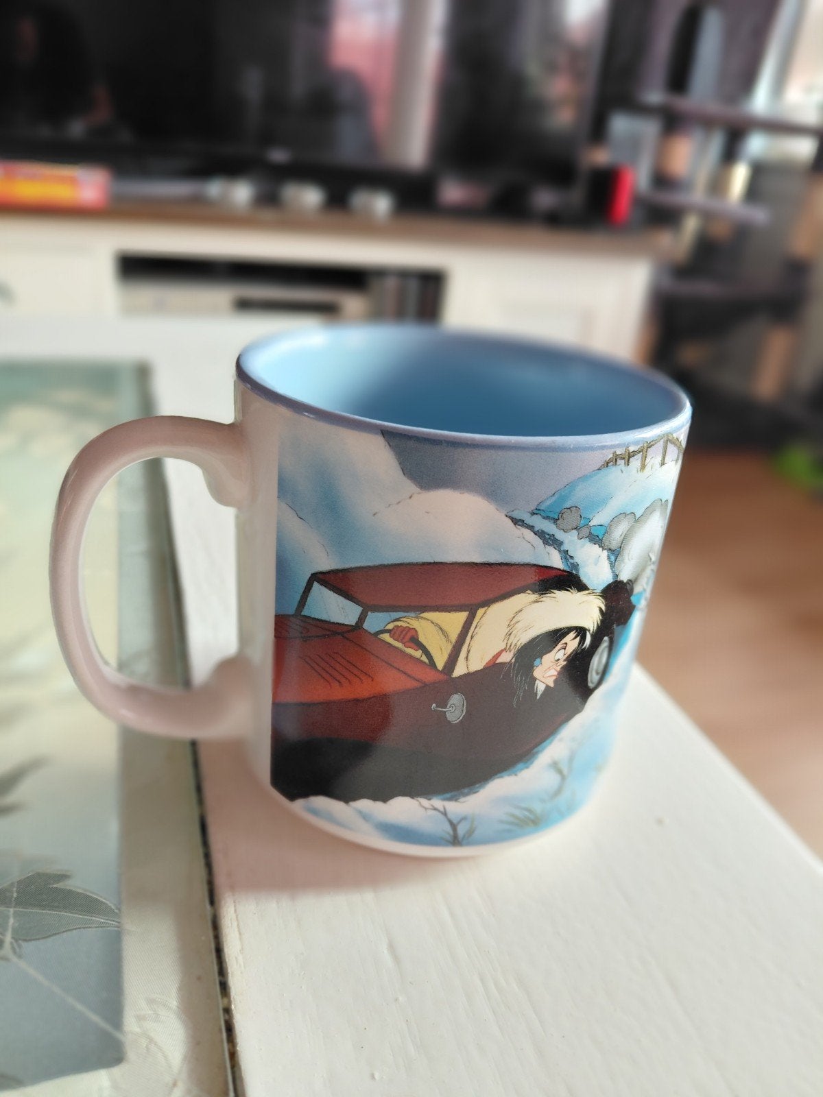 Vintage Disney 101 Dalmatiërs Mok Jaren 90 Cruella de Vil, Ophalen of Verzenden, Overige figuren, Zo goed als nieuw, Servies
