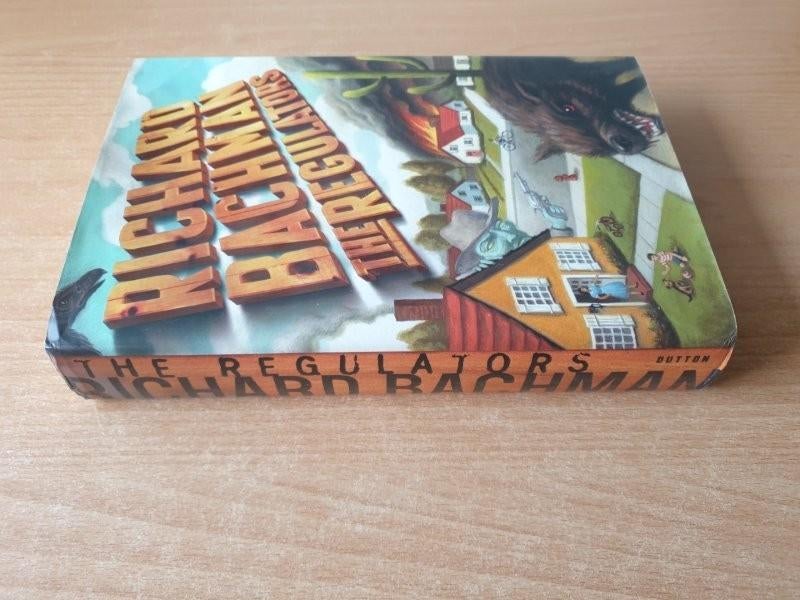 Richard Bachman, Stephen King - The Regulators (HC + omslag), Boeken, Ophalen of Verzenden, Gelezen, Richard Bachman