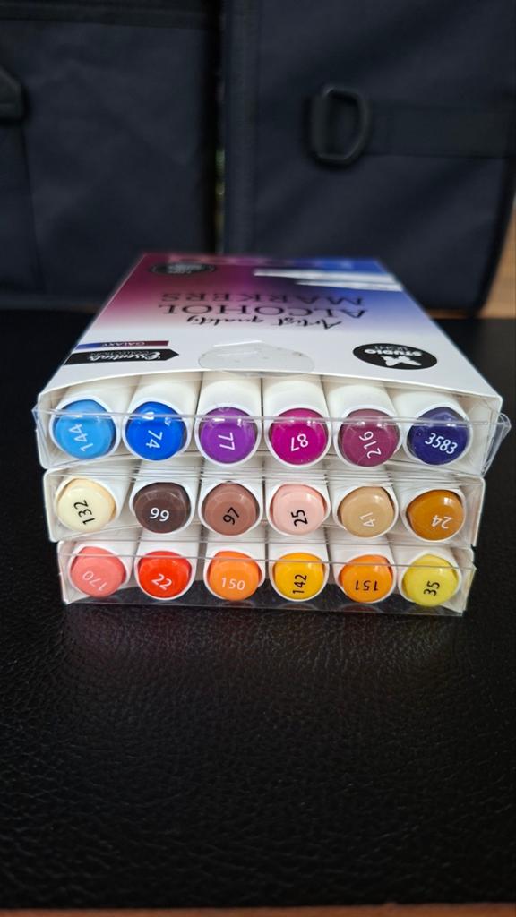 Alcohol markers van Studio light, Hobby en Vrije tijd, Ophalen of Verzenden, Zo goed als nieuw, Potlood of Stift