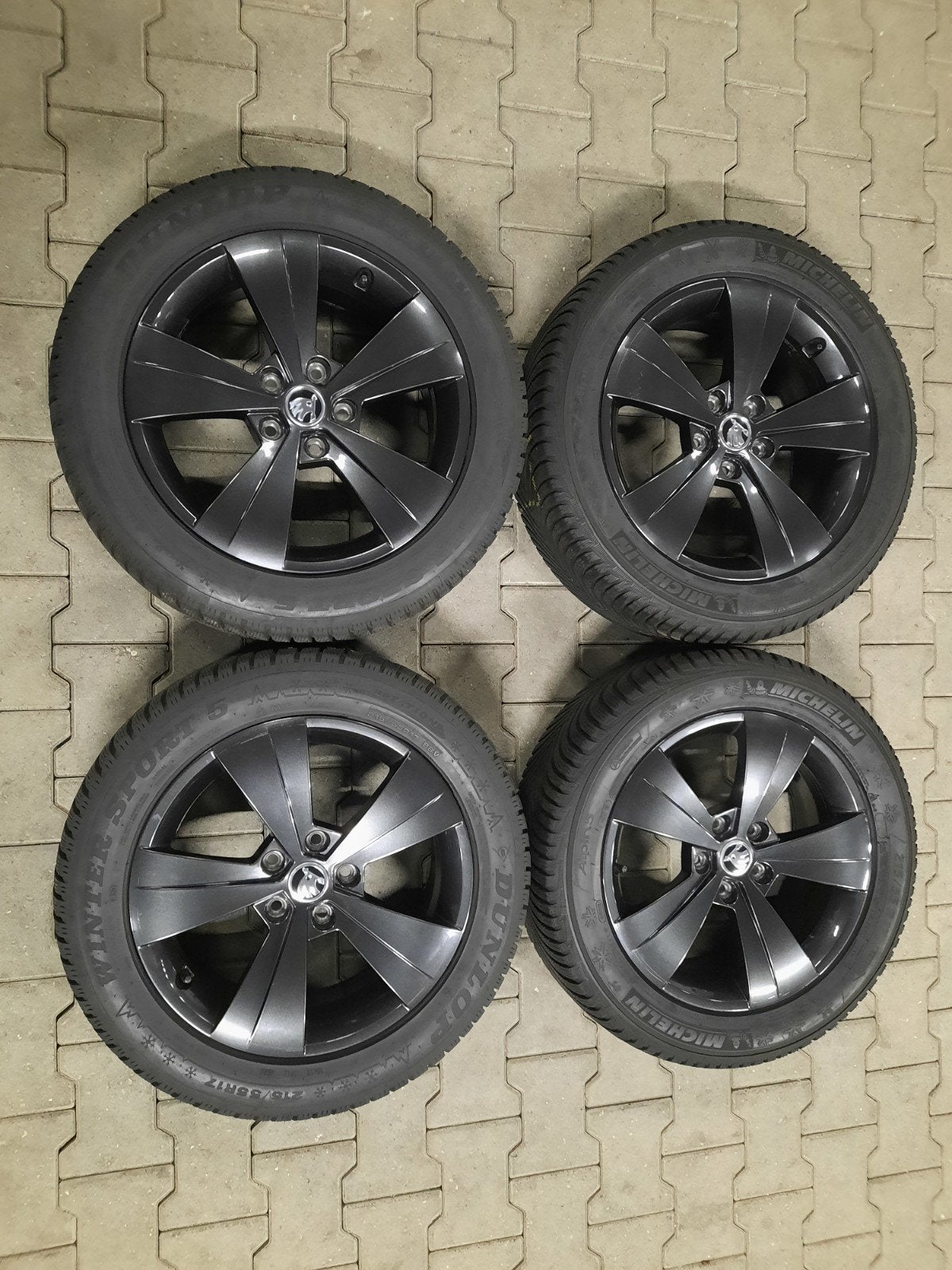 17 inch velgen 5×112 OEM SKODA SUPERB VW PASSAT WINTERSET, Banden en Velgen, 17 inch, Personenwagen, Gebruikt