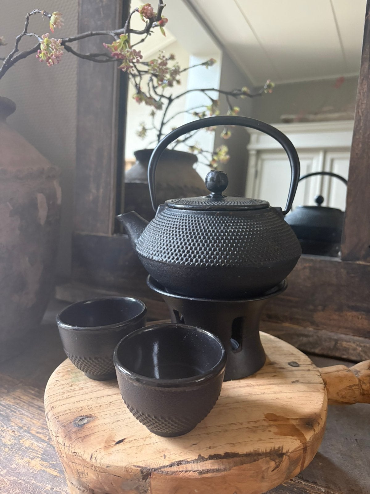 Gietijzeren theepotje kopjes en warmhouder, Ophalen