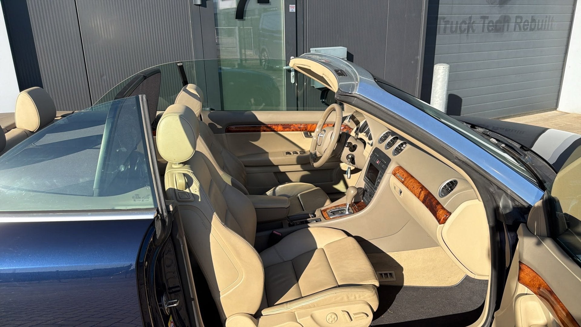 Foto 8 van Audi A4 Cabriolet 3.2 FSI quattro Pro Line |LEDER|Automaat|T