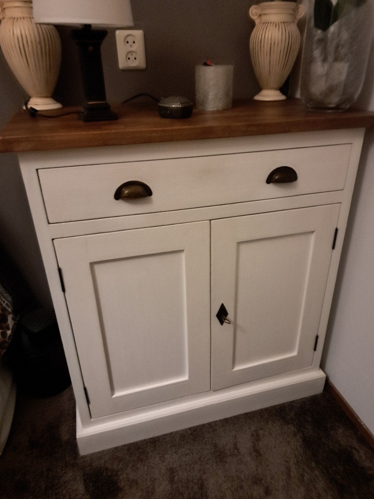 Wit dressoir met teakhouten blad - B85 x D48 x H92, Ophalen, Gebruikt, Met deur(en), 50 tot 100 cm