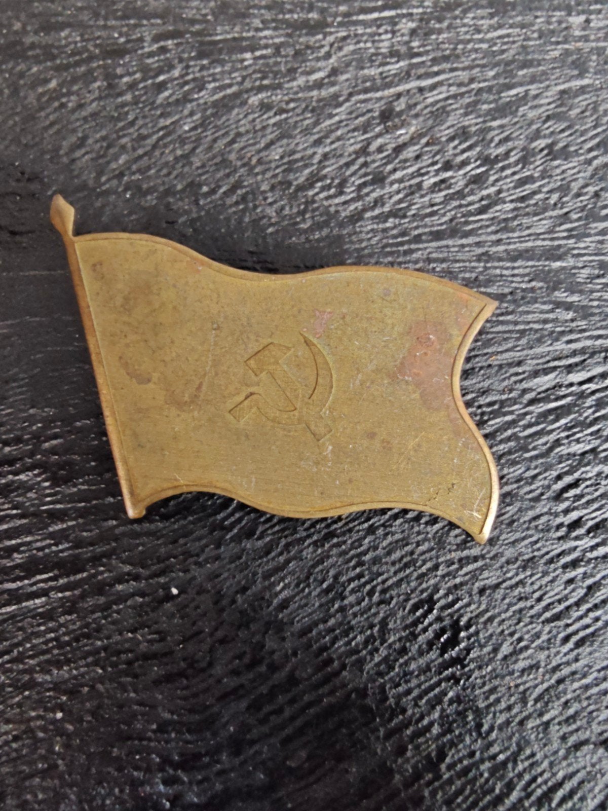 Oude communistische speld Noord Vietnam, Verzamelen, Militaria | Algemeen, Ophalen of Verzenden, Landmacht, Nederland, Embleem of Badge