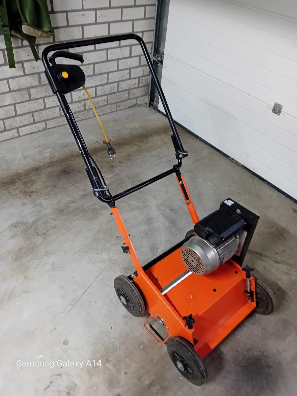 eliet verticuteer machine, Ophalen of Verzenden