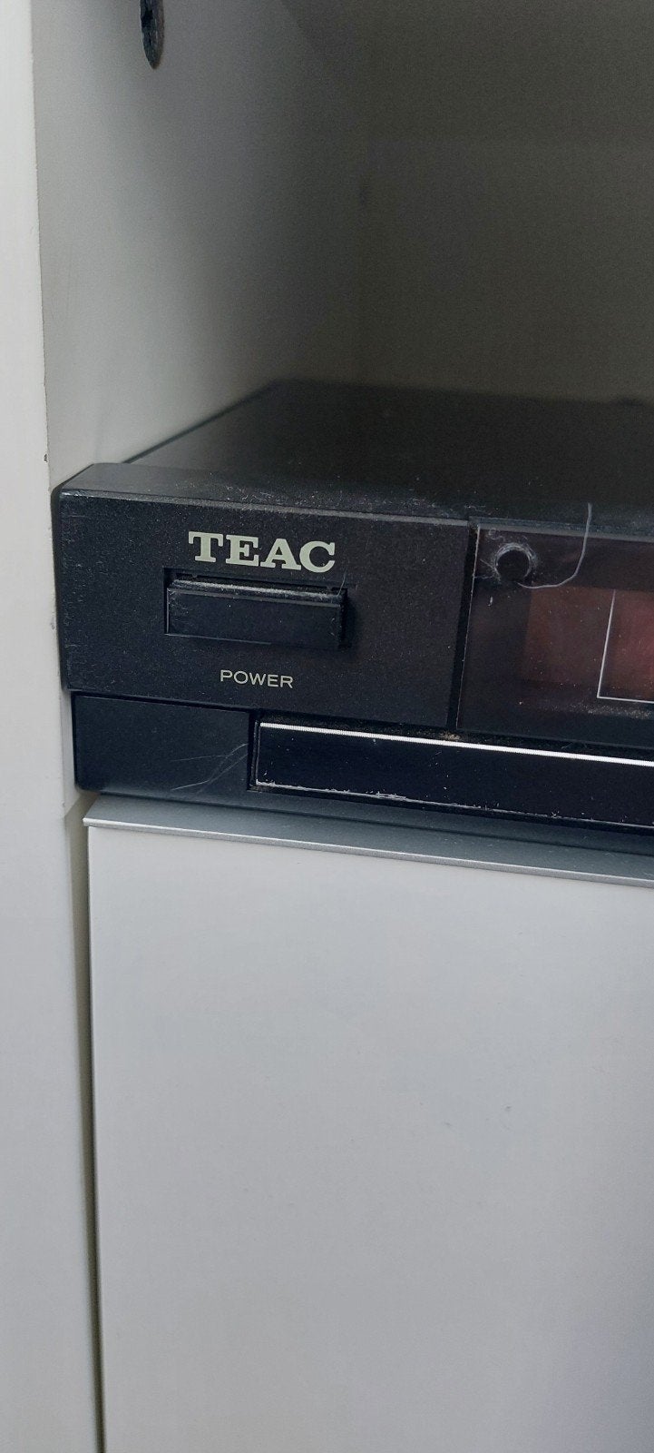 Teac T-880 AM/FM Stereo Tuner - 100% goed, Ophalen of Verzenden, Zo goed als nieuw, Analoog