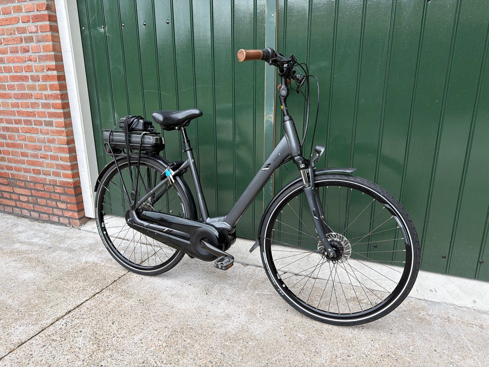 Giant Entour E met 500 accu - Maat M, Zo goed als nieuw, 51 tot 55 cm, 50 km per accu of meer, Giant