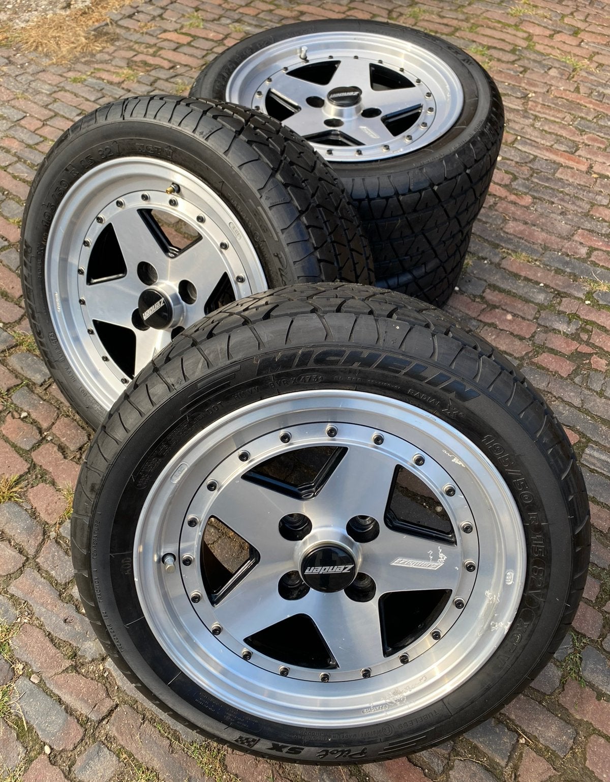 ALS NIEUWE 7J x 15” Zender Classic velgen 4x114,3 Mistubishi