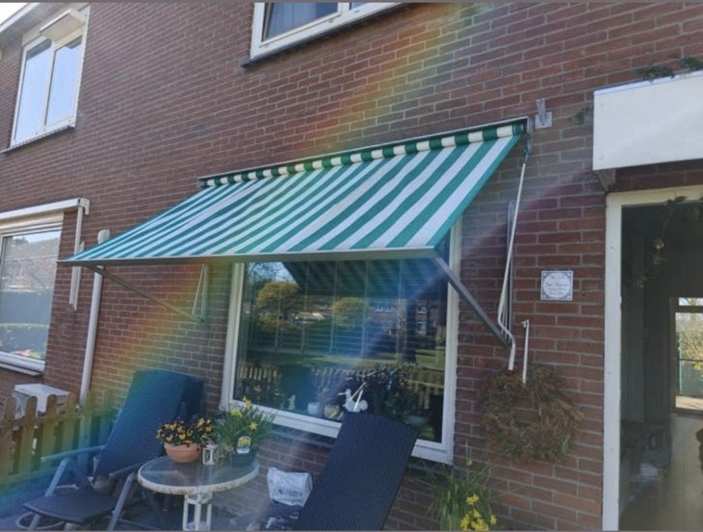 Zonnescherm Uitvalscherm handmatig 2m80 breed, Ophalen, Gebruikt, 150 tot 300 cm, 250 cm tot 450 cm