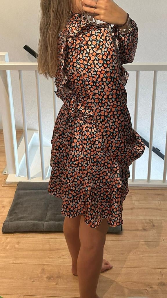 Loavies jurk met bloemenprint en ruches - Maat S, Zwart, Ophalen of Verzenden, Maat 36 (S), Boven de knie